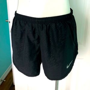 Nike Women’s Dri-fit Shorts Black Size M